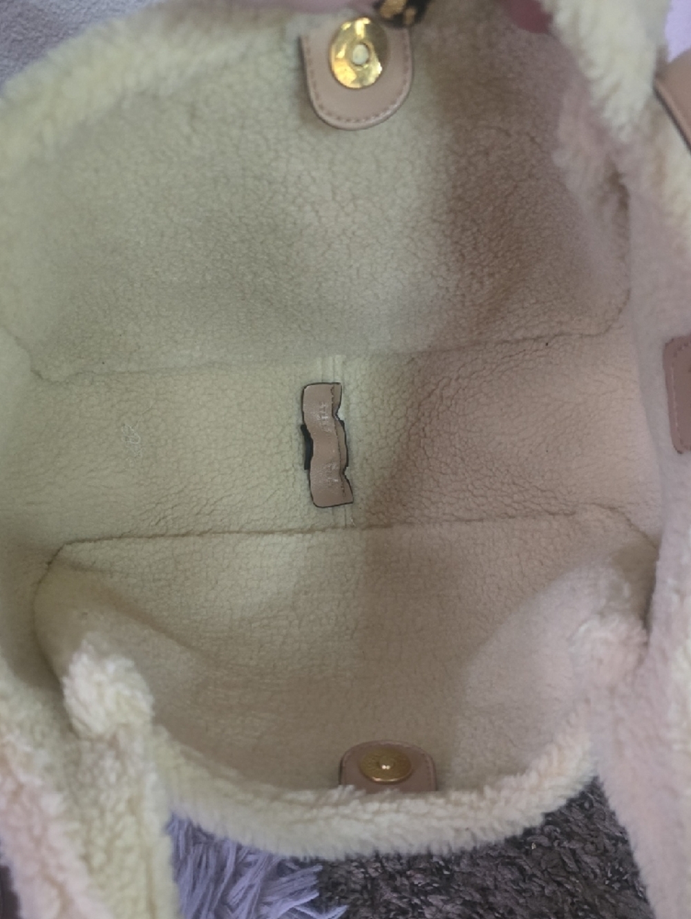 Stella McCartney Tan/Beige Faux Fur Shearling Sherpa Trim Tote W/ Pouch - Picture 13 of 16